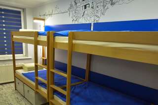 Хостелы Event Hostel - Opole Ополе Кровать в общем 8-местном номере для мужчин и женщин-4